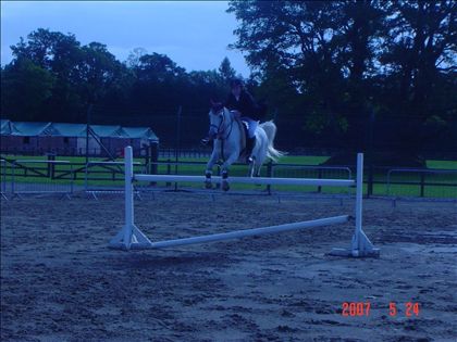 Equestrian Jobseeker Photo: Jessica and Heather Hill Lady Millstreet 2007